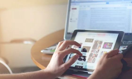 Usabilidade e Experiência do Usuário (UX) na Criação de Sites Criação de Sites Institucionais 5